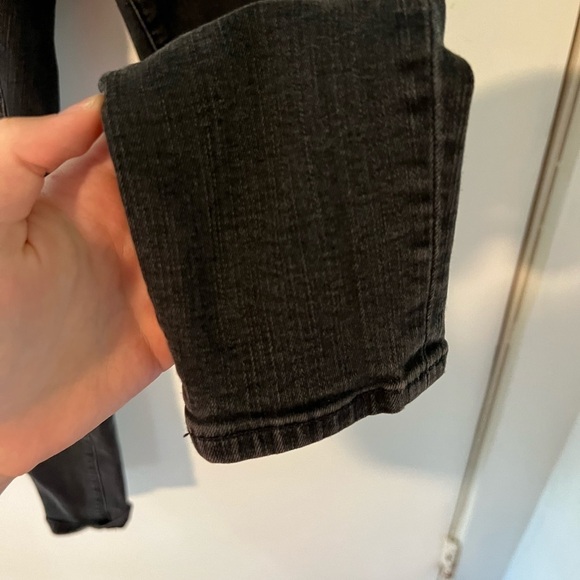 Madewell 9" High Rise Skinny Jeans in Lunar Wash - Picture 9 of 11